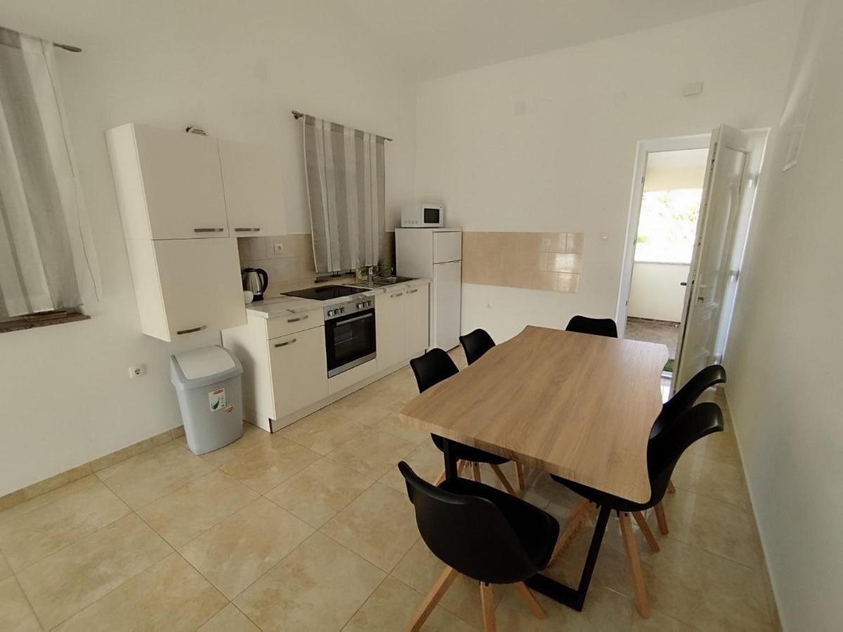 Apartmani Bakran Lopar Ngoại thất bức ảnh
