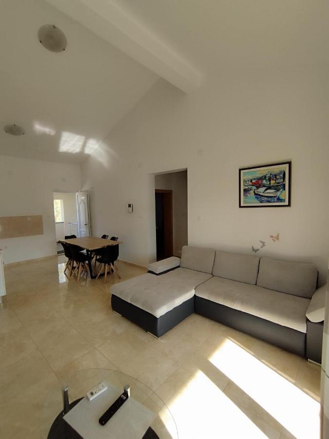 Apartmani Bakran Lopar Ngoại thất bức ảnh